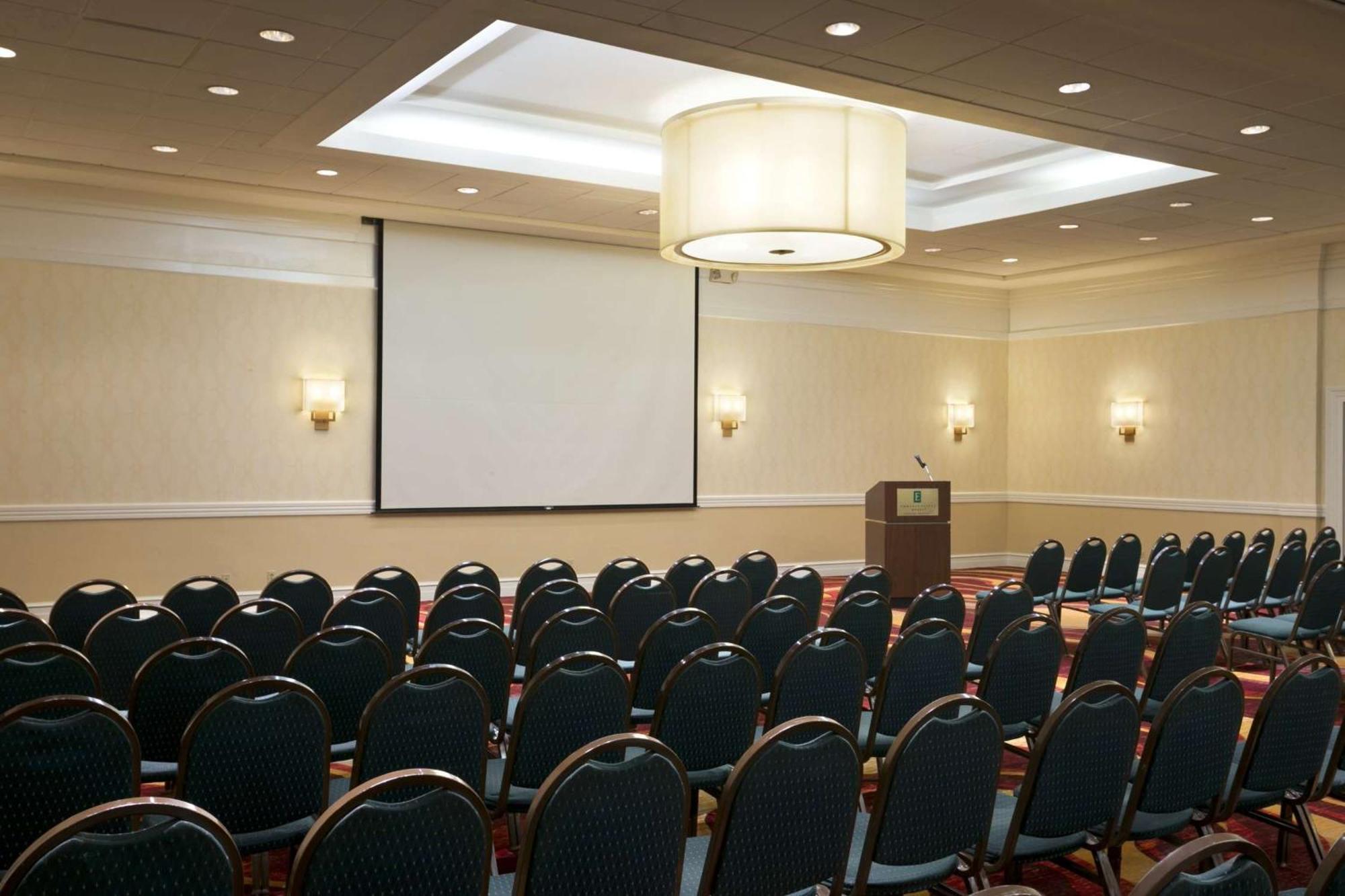 Embassy Suites Cleveland - Beachwood Dış mekan fotoğraf