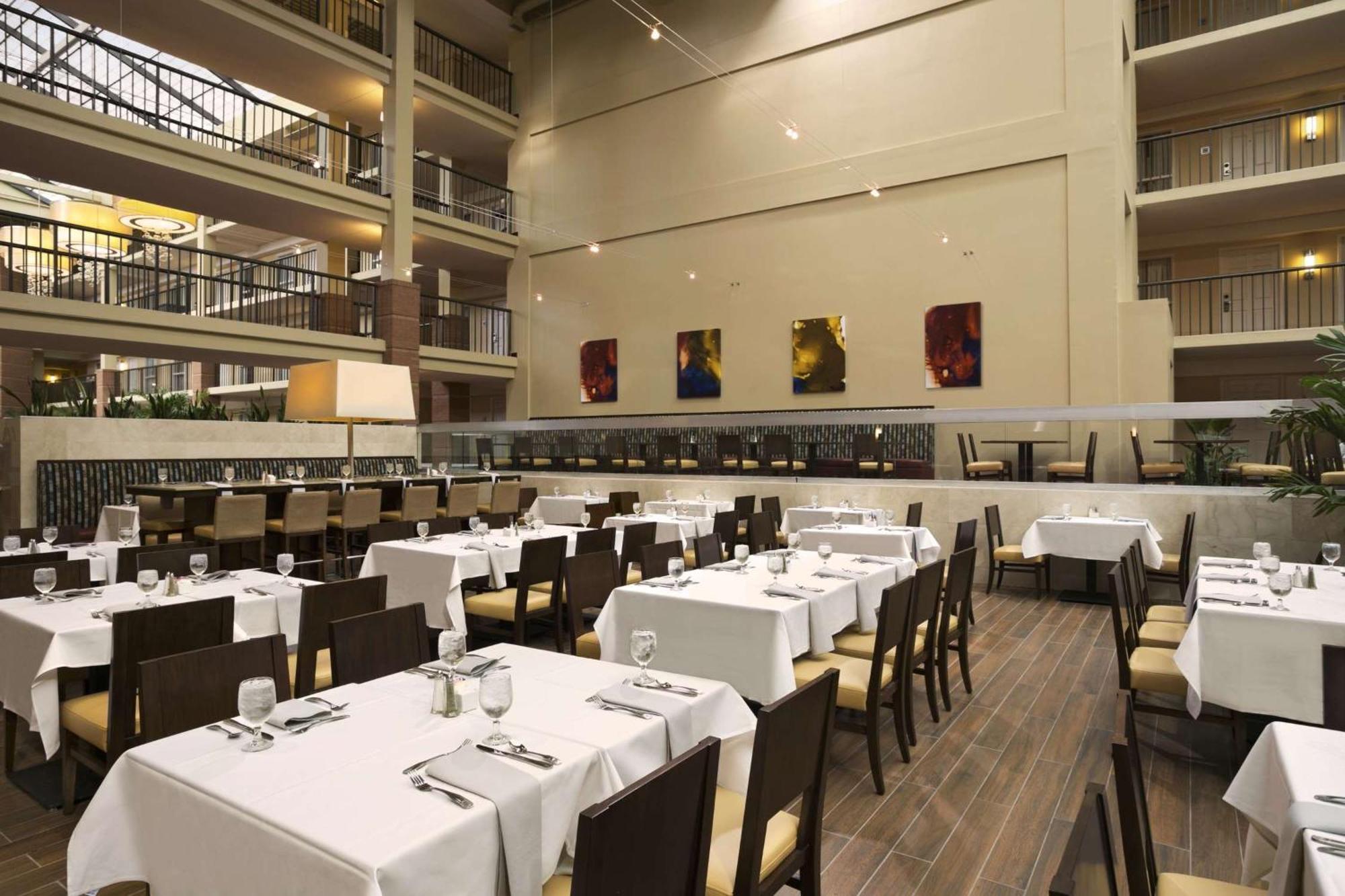 Embassy Suites Cleveland - Beachwood Dış mekan fotoğraf