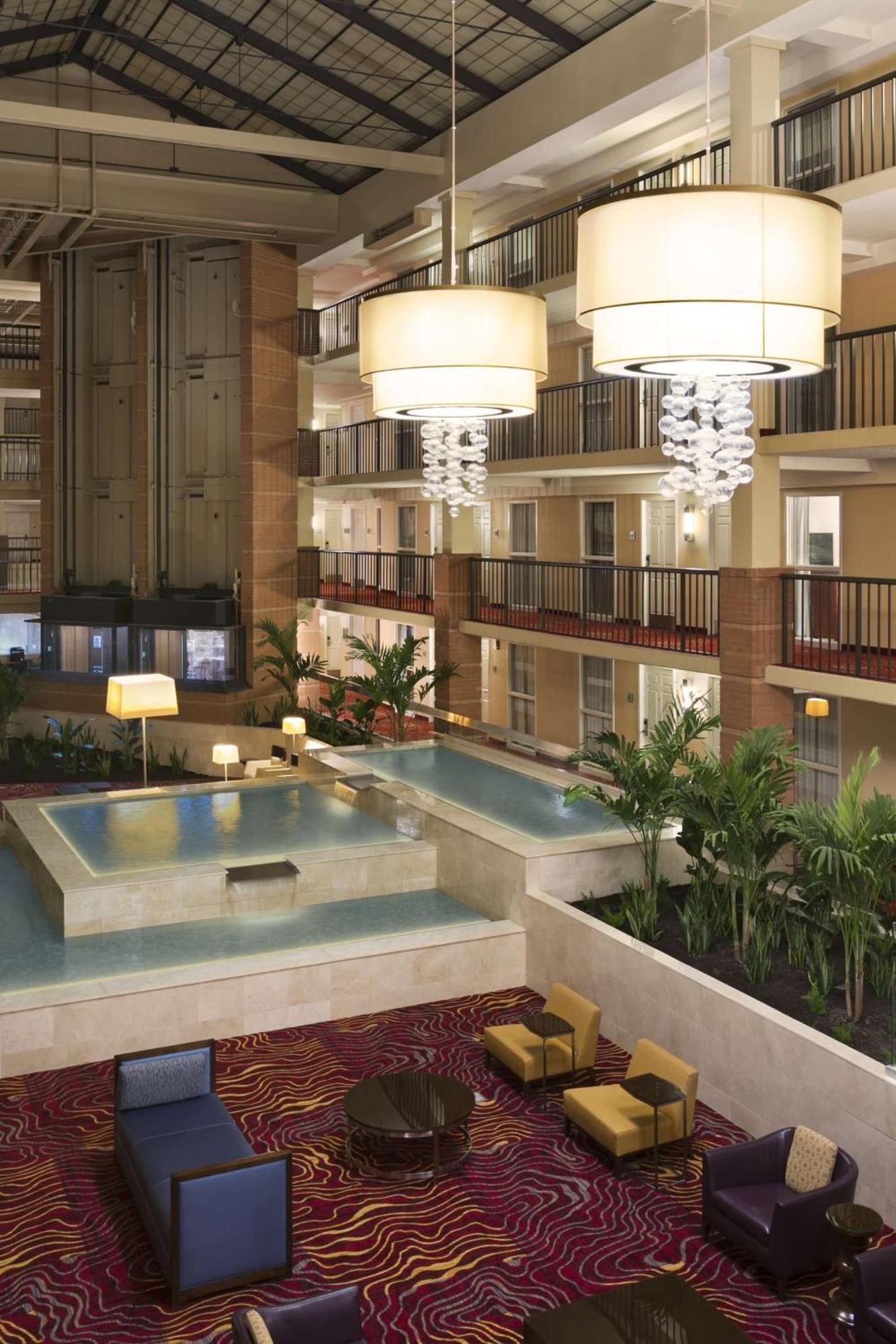 Embassy Suites Cleveland - Beachwood Dış mekan fotoğraf