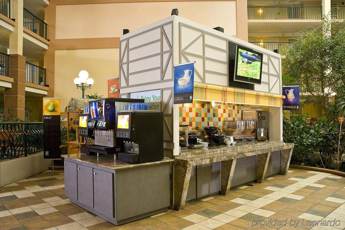 Embassy Suites Cleveland - Beachwood Restoran fotoğraf
